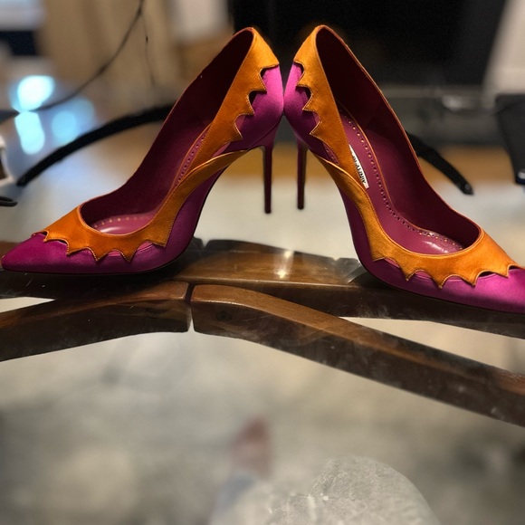 Manolo Blahnik Pink & Orange Pumps - Picture 12 of 13